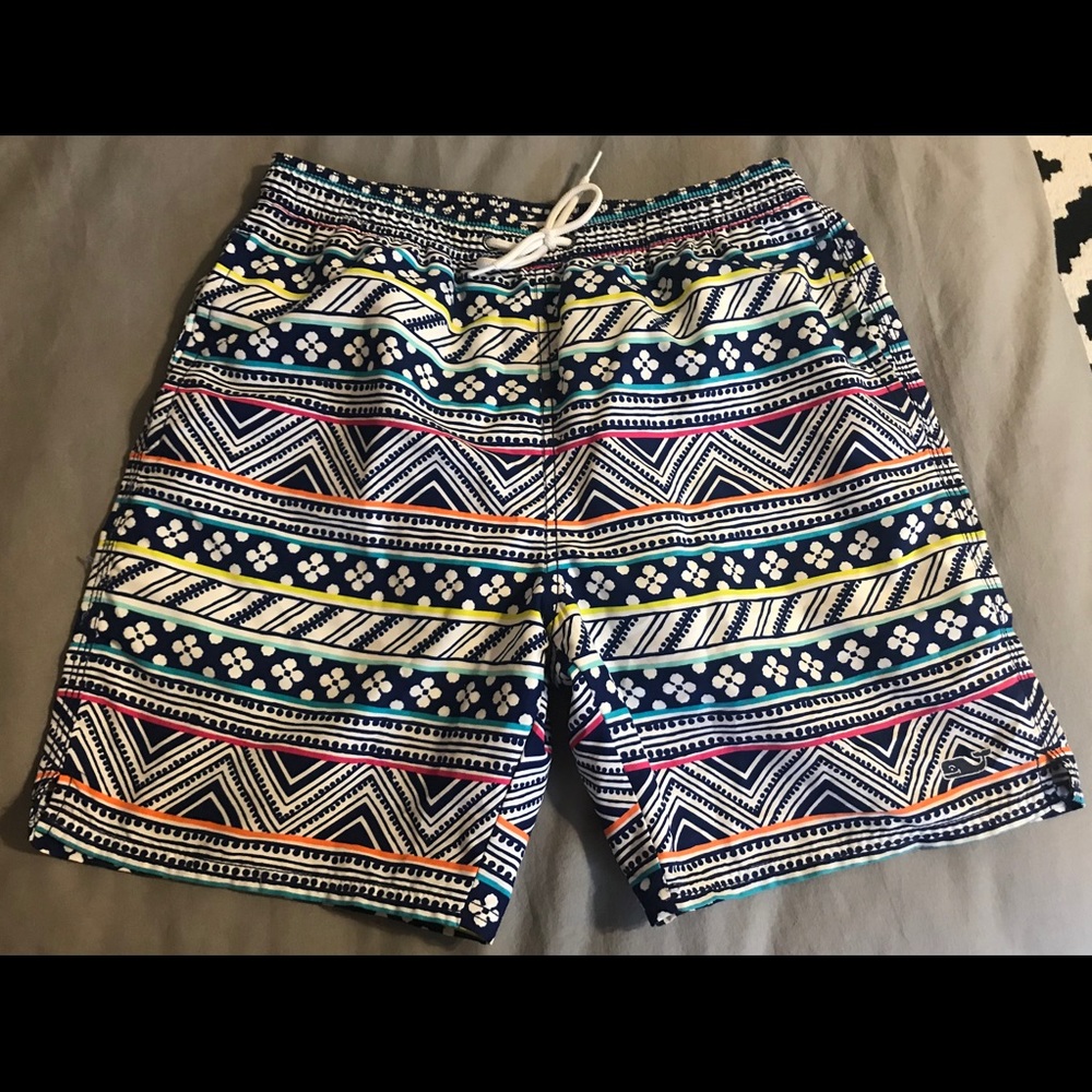 Men’s Vineyard Vines Swim Shorts Small